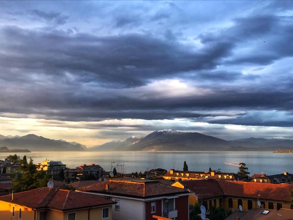Appartamento Casa Mariposa Desenzano del Garda Esterno foto